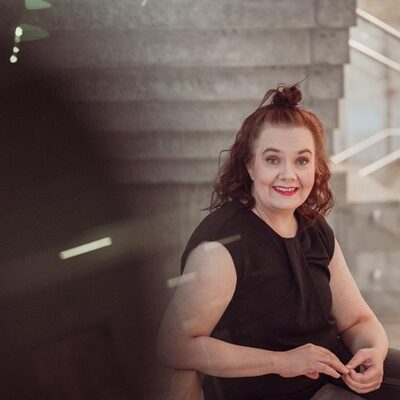 Tiina_Kuha_Rouva_Musta